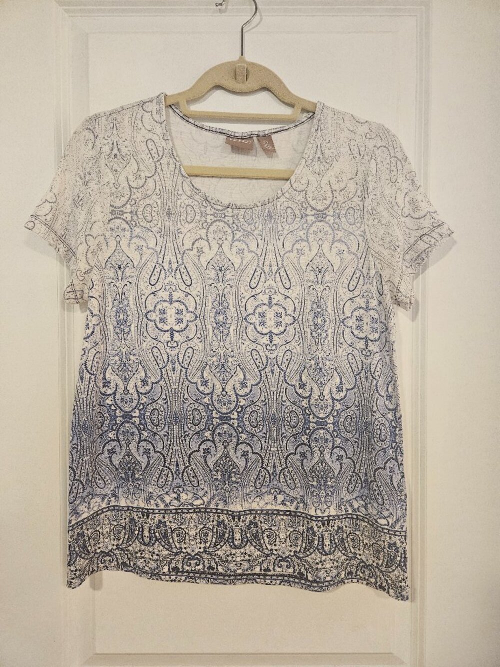 Chico's Blue White Damask-Inspired Paisley Print Top Size 0/US S
